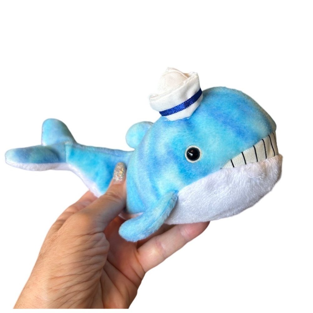 Ty Captain the Whale Beanie Baby 2004 8” x 5” Blue White Handmade China Vintage